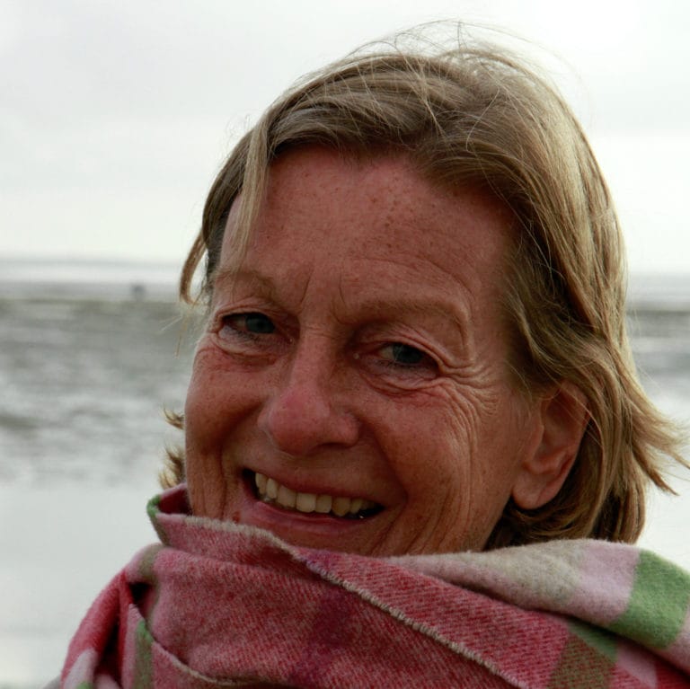 Angelika Bauer