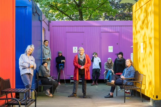 6,5 qm Zuhause: Projektleiterin Andrea Hniopek