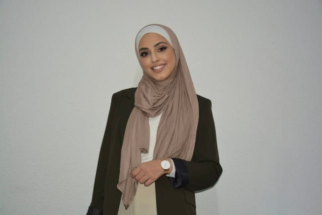 Ich bin Shilan, ein kurdisches Mädchen aus Syrien.