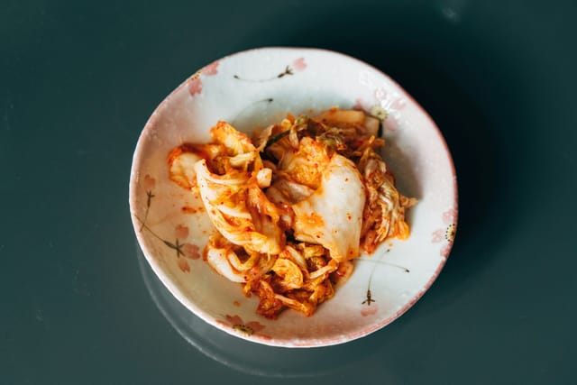Kimchi: Beilage der Kindheit, des Alltags und der Narben