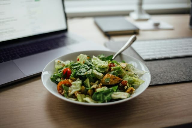 Fattoush: Ein syrisch- und libanesischer Brotsalat