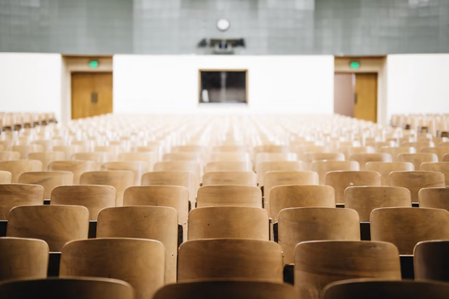 ALS BIPOC IM WEIßEN KULTURJOURNALISMUS