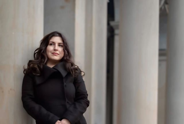 Albträume, die mit nach Deutschland kamen: Wie eine in Hamburg lebende Iranerin auf den Krieg blickt