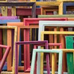 "Frames", zu deutsch: Rahmen prägen wir wir denken und handeln. Foto: Jessica Ruscello via Unsplash unter CC0-Lizenz