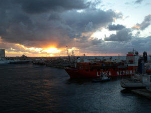 Der Hafen von Tripolis in Libyen. Foto: Tauralbus via flickr unter CC BY 2.0 Lizenz