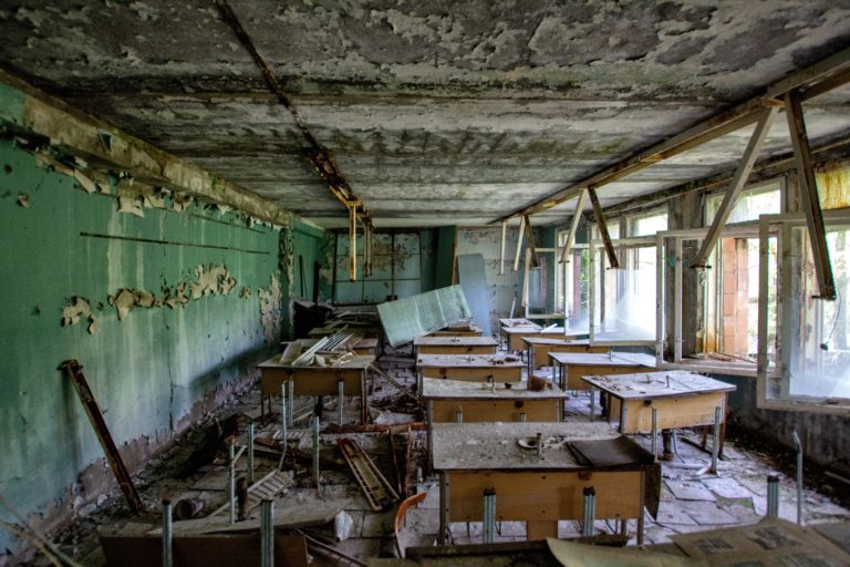 Ein desolates Klassenzimmer