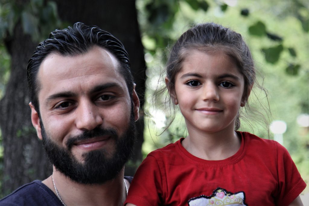 Mohamad aus Syrien mit seiner Tochter