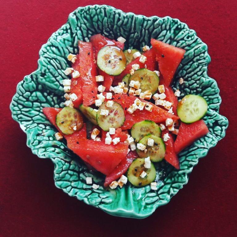 Wassermelone-Gurken-Chili-Salat